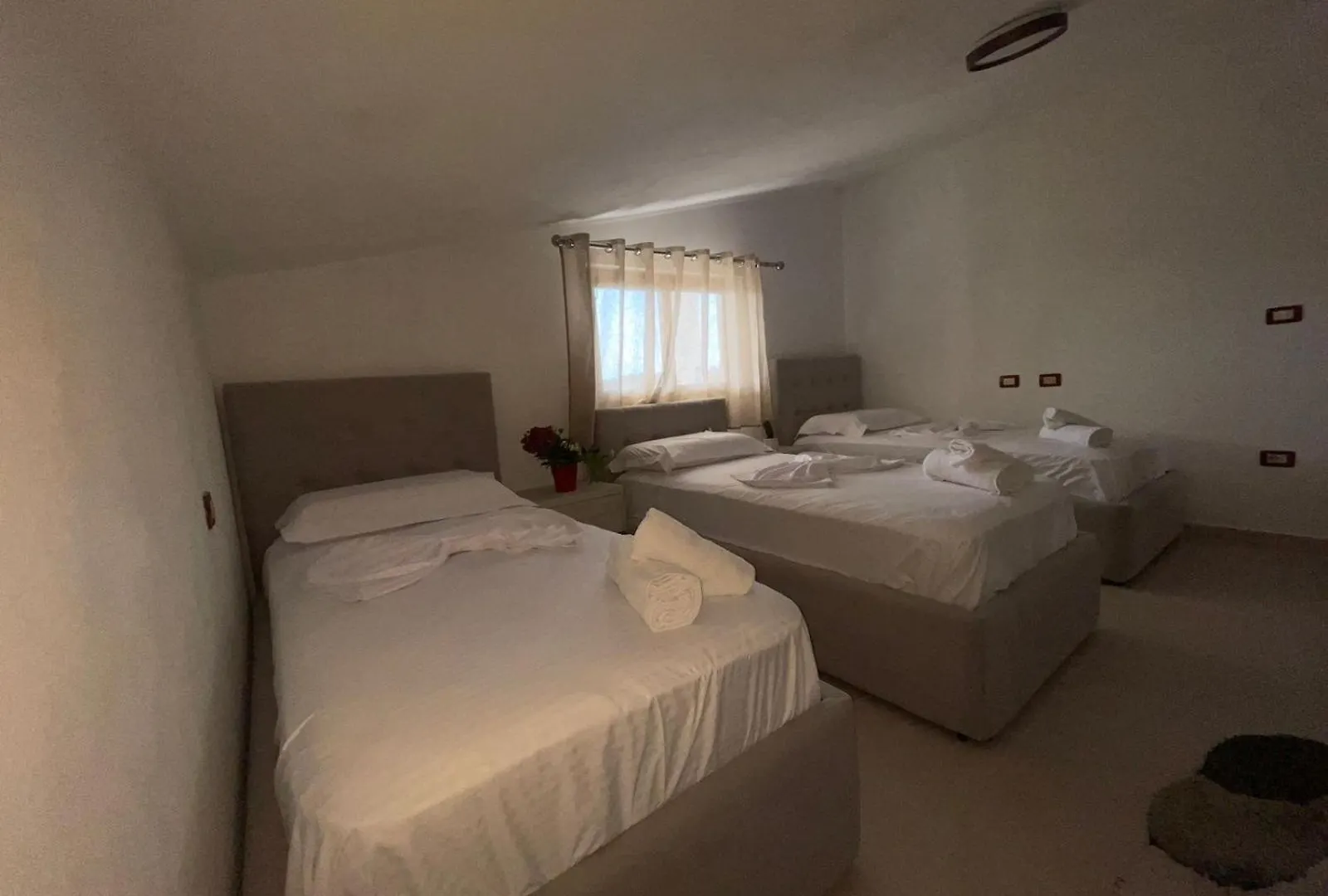 Prela'S Rooms Shkoder Guest house