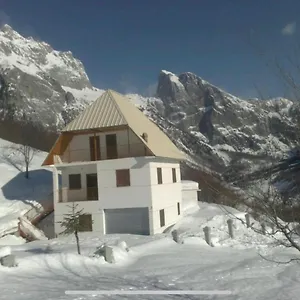  Guest house Alpbes Theth